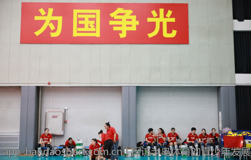探访半岛体育的青少年发展计划